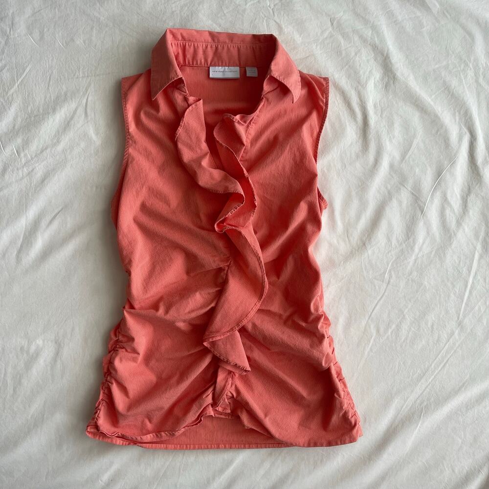 Y2K Vintage New York & Co Ruffle
Front Orange and White Sleeveless Blouse-Size S